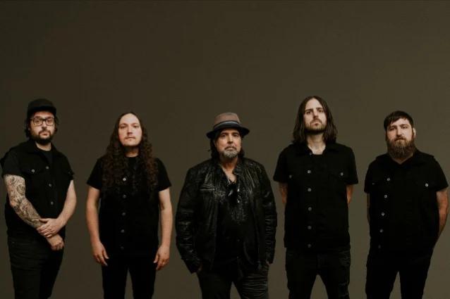 Phil Campbell And The Bastard Sons neemt afscheid van zanger