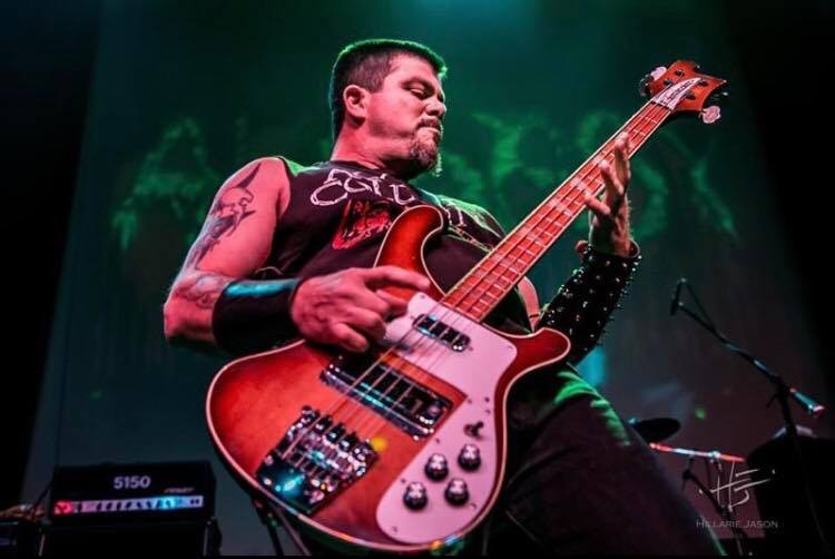 Bassist verlaat Autopsy