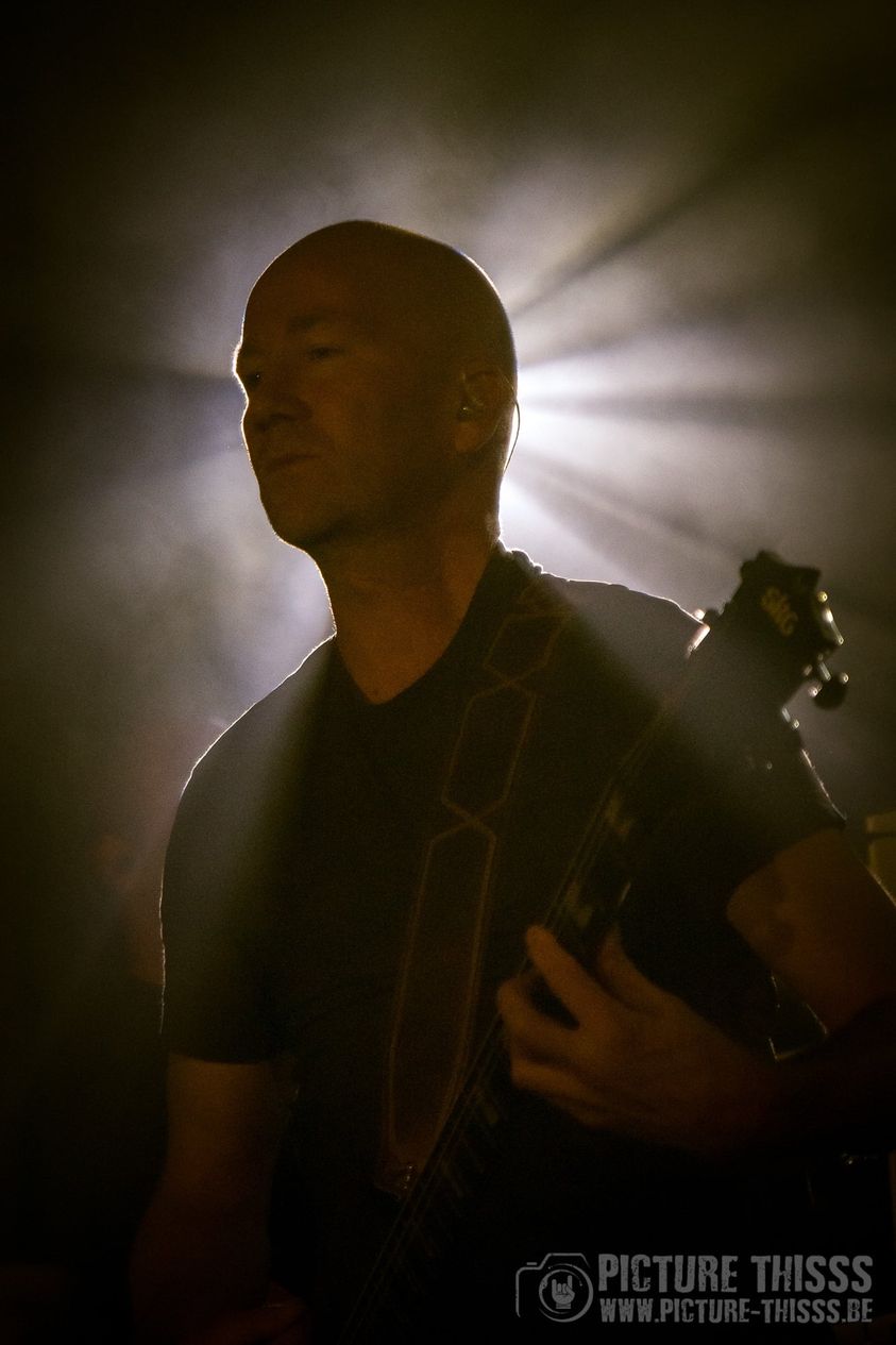 Gitarist verlaat The Wounded