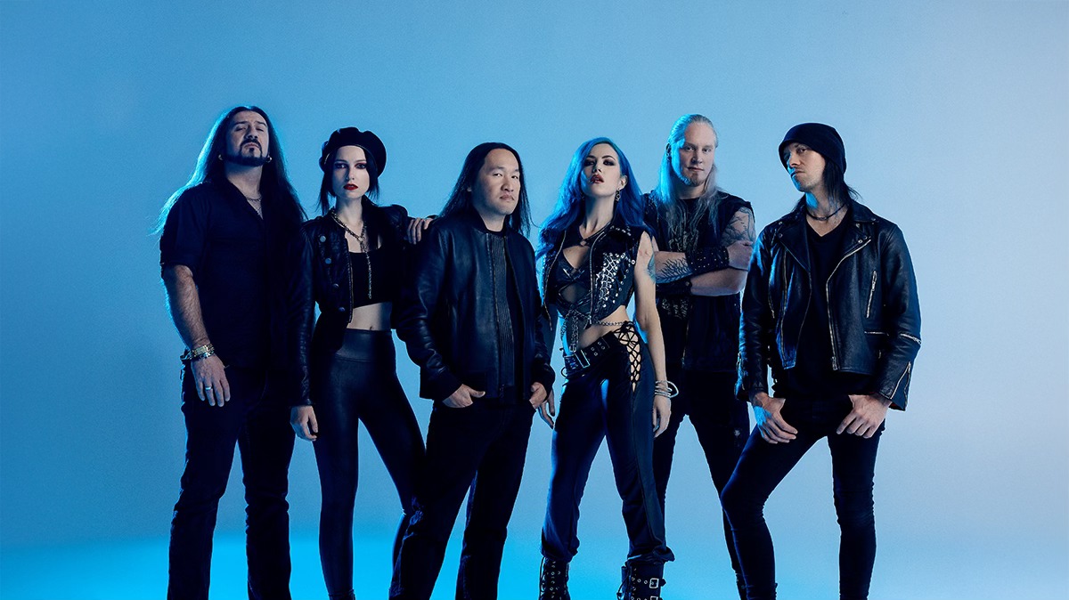 DragonForce strikt Alissa White-Gluz