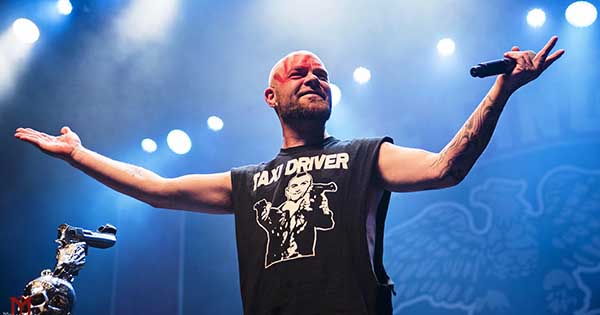 Five Finger Death Punch in Tilburg