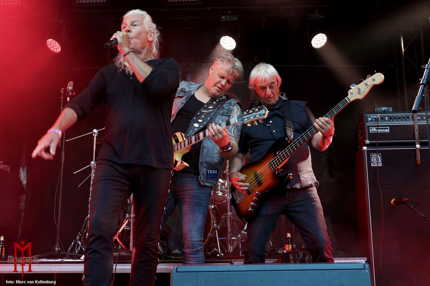 Picture @ Into The Grave 2026. Foto door Marc van Kollenburg (LoudImages)