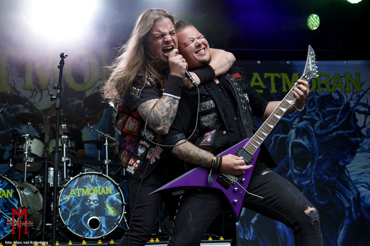 Atmoran @ Into The Grave 2026. Foto door Marc van Kollenburg (LoudImages)