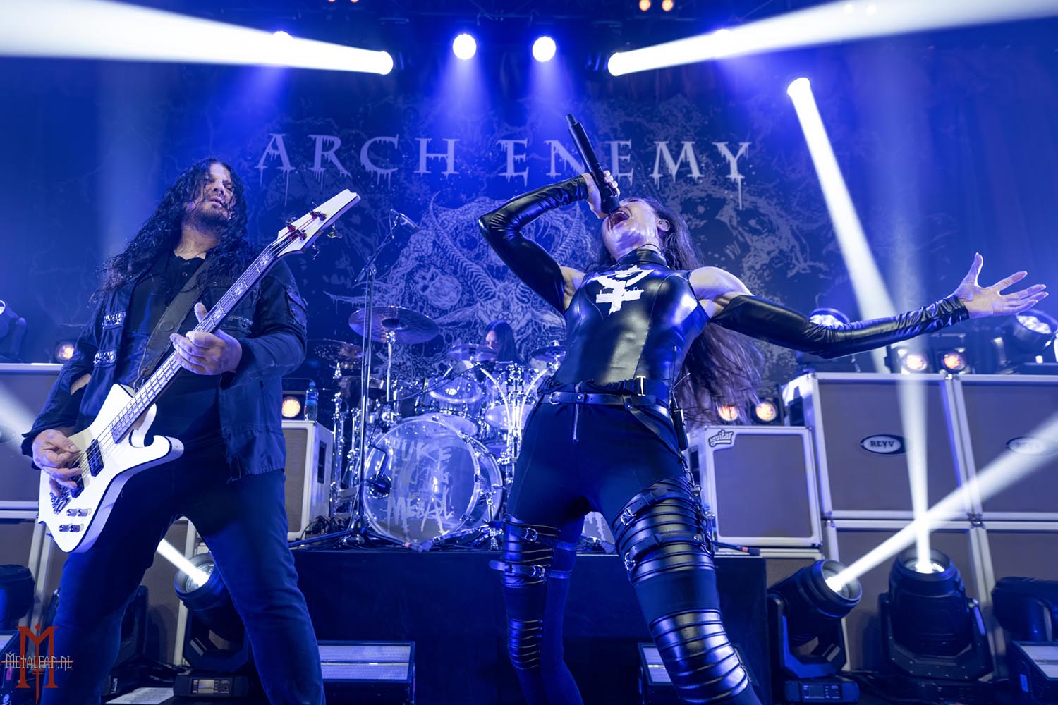 Arch Enemy @ TivoliVredenburg, Utrecht, 9-8-2026. Foto door Dirk van den Heuvel