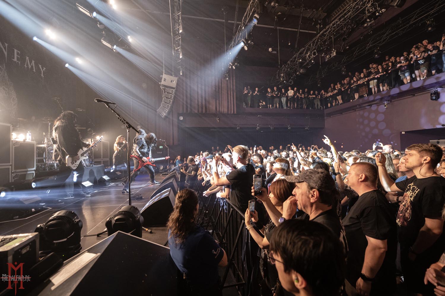 Arch Enemy @ TivoliVredenburg, Utrecht, 9-8-2026. Foto door Dirk van den Heuvel