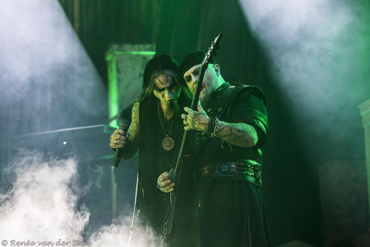 Dimmu Borgir @ Mainstage, Den Bosch, 18-10-2026. Foto door Renée van der Ster